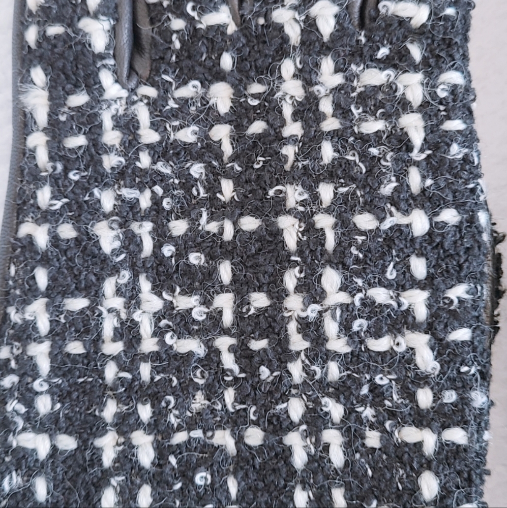 Authentic Saint Laurent YSL Checked Boucle Tweed Wool & Leather Gloves - Picture 13 of 16